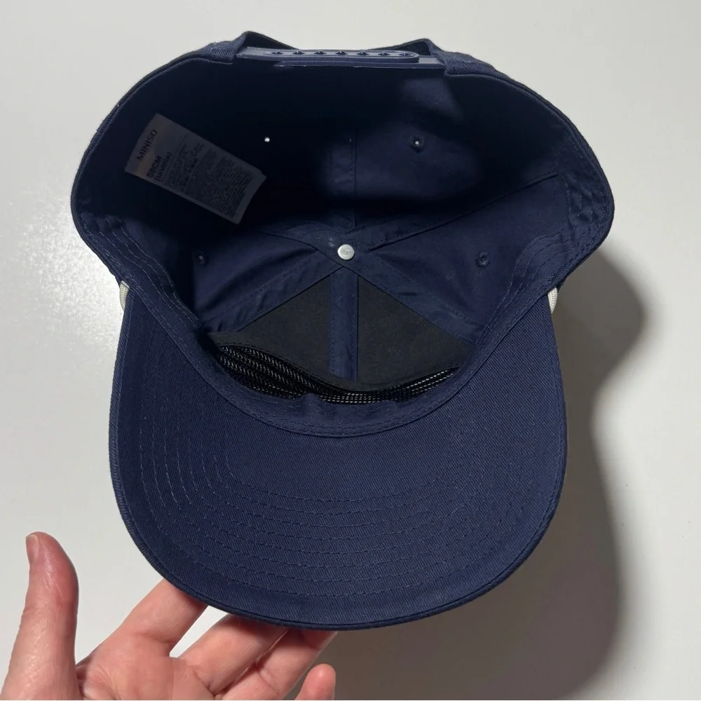Miniso Los Angeles Snapback Hat
